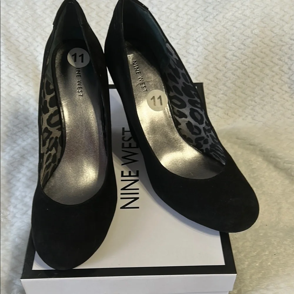 Nine West Black Wedge Shoes Elegant Design - Picture 6 of 8